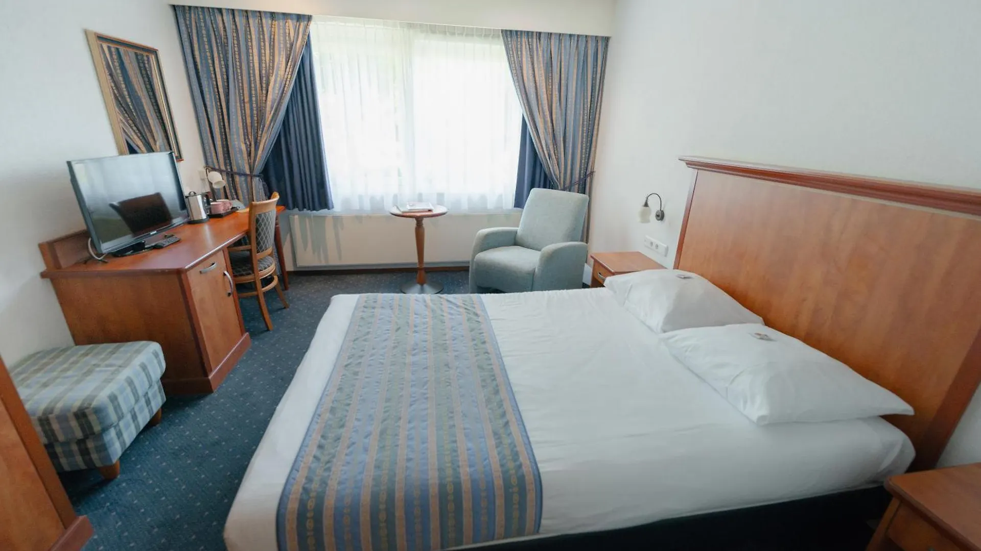 Hotel Herbergh Amsterdam Airport Badhoevedorp