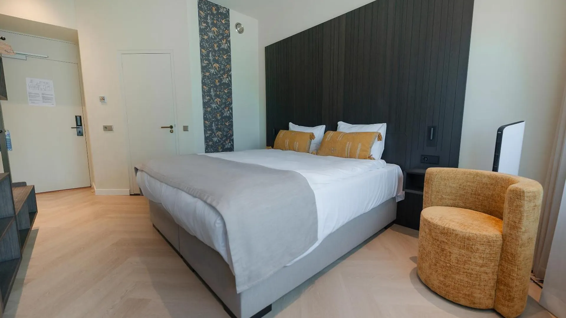 ***  Hotel Herbergh Amsterdam Airport Badhoevedorp Nederland